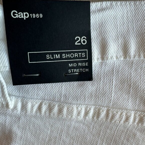 NWD GAP Slim Shorts Mid Rise Stretch White Distressed Denim Jean Shorts 26 - Picture 6 of 11